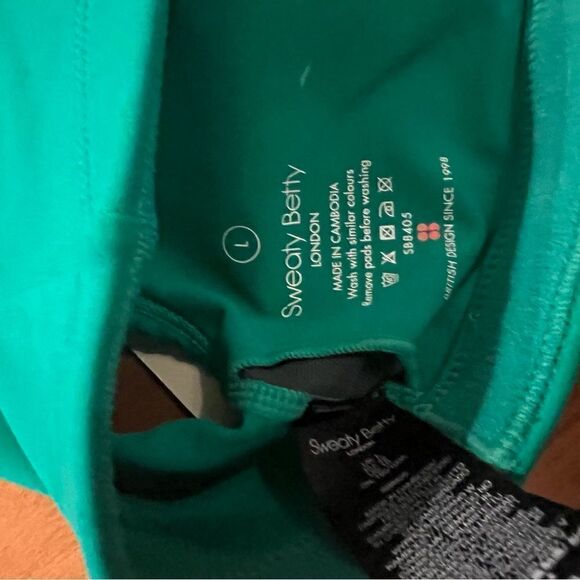 Sweaty Betty asymmetric sports bra size large NWT - Picture 10 of 12